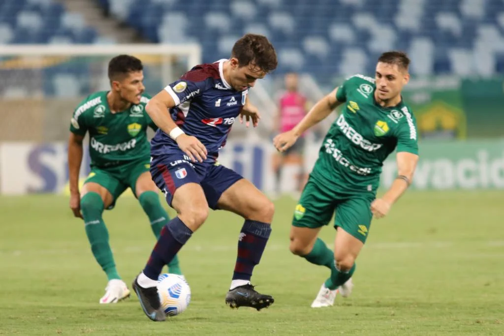Cuiabá vence o Fortaleza e respira na luta contra o rebaixamento do Brasileirão