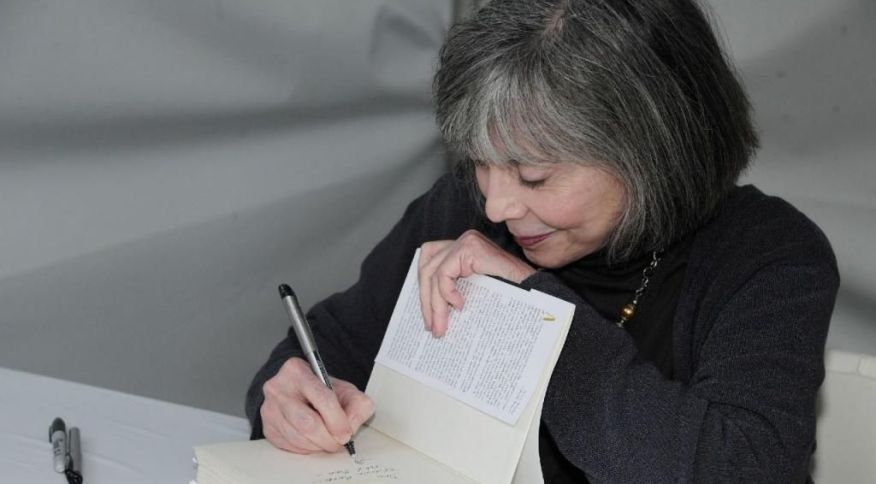 LITERATURA É CULTURA:    Morre a escritora Anne Rice, autora de “Entrevista com o Vampiro”