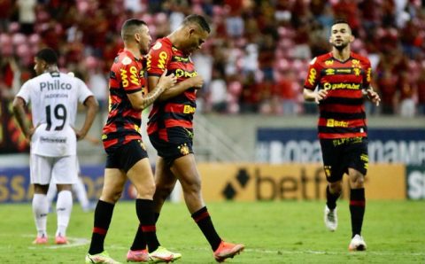 Athletico-PR sai atrás, mas busca empate contra o Sport em Pernambuco