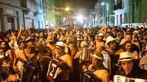 Prefeitura de Cuiabá notifica promotores de eventos sobre o uso de fogos de artifício