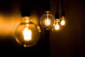 A partir de janeiro, ICMS da energia elétrica será de 17%; conta de luz pode ficar até 12% mais barata