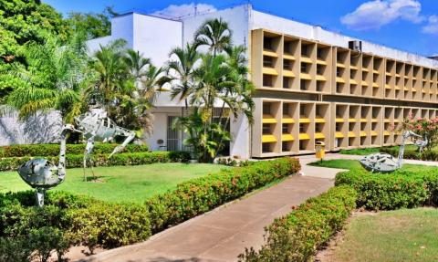 UFMT abre concurso para professores em Cuiabá, Várzea Grande, Sinop e Araguaia com salário de até R$ 10 mil