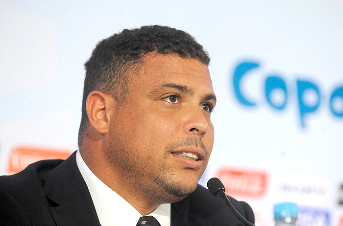 Ronaldo Fenômeno compra o Cruzeiro por R$ 400 milhões: “Tenho muito a retribuir”