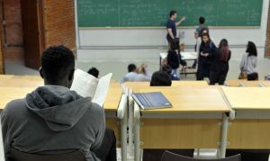 Mudanças no Prouni acirram debate sobre desigualdade no acesso a universidades