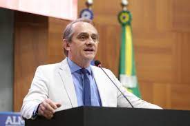 MT: HOMENAGEM:   Lei de Wilson Santos batiza a escola técnica de Cáceres de Escola Professor Adriano Silva