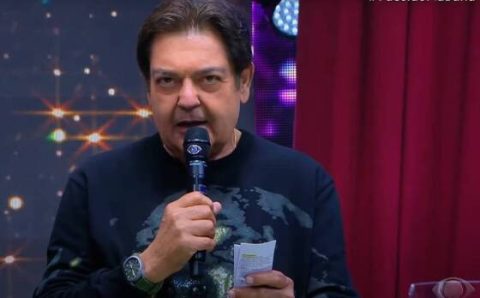 Faustão recebe diagnóstico de Covid e gravações do programa na Band são suspensas
