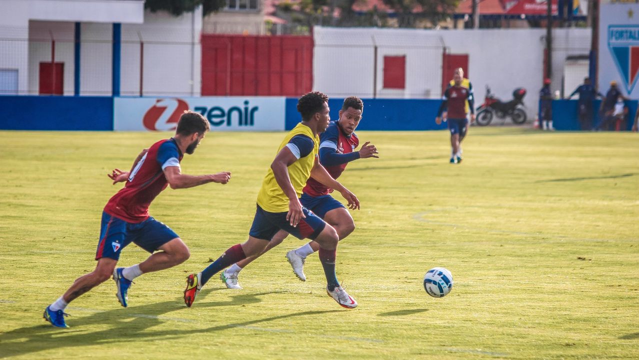 Jogos de hoje: confira partidas de futebol deste domingo (30/01)
