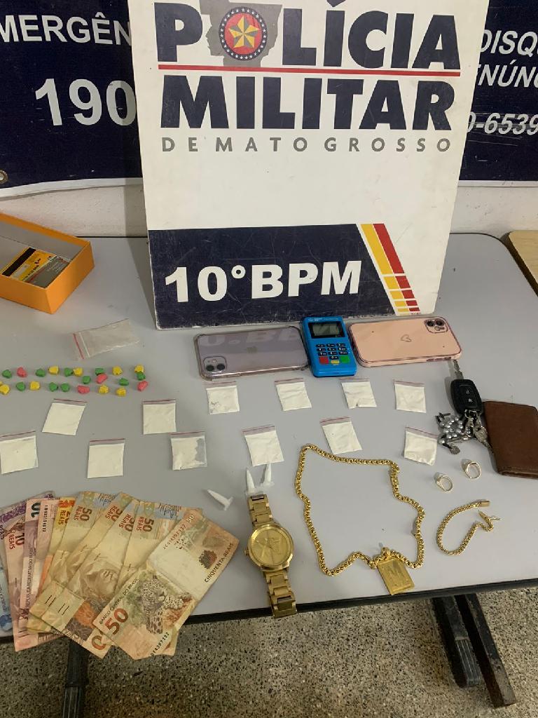 PM prende cinco pessoas por tráfico de drogas em Cuiabá