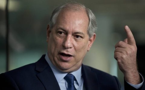 Ciro Gomes se apresenta como alternativa a Bolsonaro e Lula