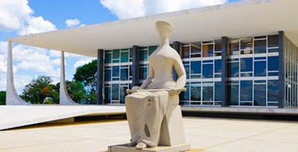 Lewandowski suspende veto do MEC ao passaporte da vacina em universidades