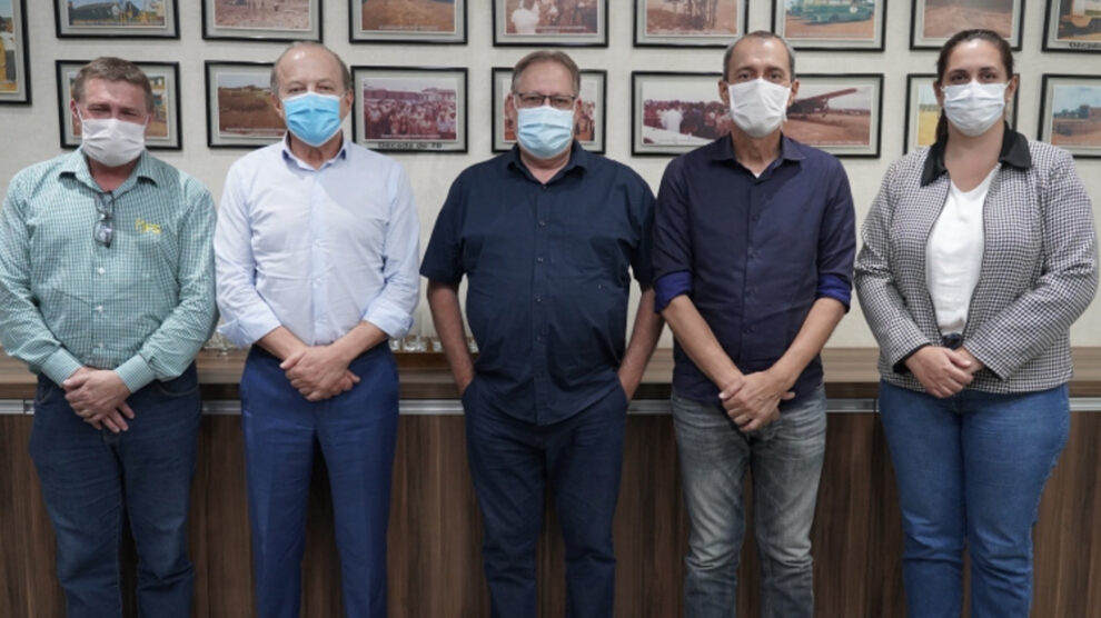 MT: Prefeito, vice-governador e secretário definem recursos para a saúde em Lucas do Rio Verde