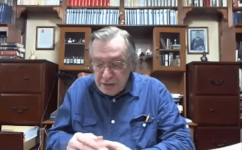 Escritor Olavo de Carvalho morre aos 74 anos