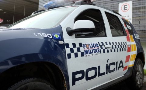 Polícia Militar prende trio por estelionato em Cuiabá