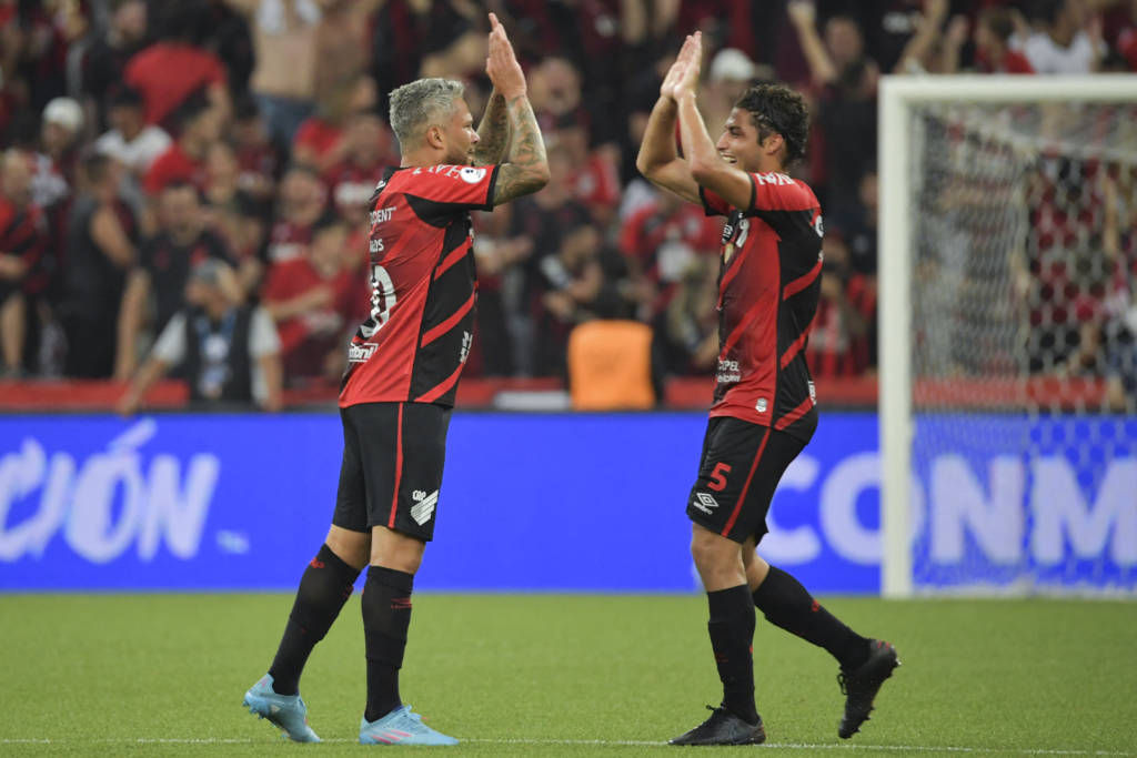 Com gol na estreia, Marlos comemora “sonho de criança” e exalta partida do Athletico-PR na Recopa