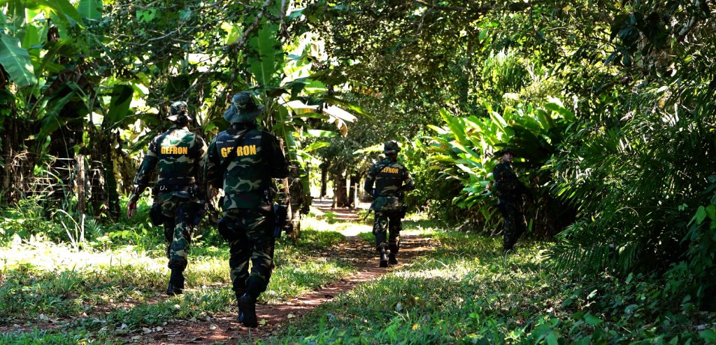 MT: DROGAS:   Dois “mulas” bolivianos foram presos pelo Gefron com 83 tabletes de cocaína