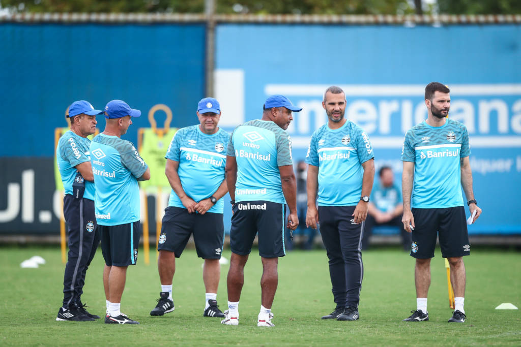 GRE-NAL: Pressionado, Internacional recebe o rival Grêmio pelo Campeonato Gaúcho