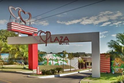 SERINGA E MEDICAMENTOS:  Homem é encontrado morto em suíte de motel em Cuiabá