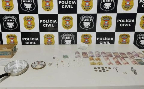 COMBATE AO TRÁFICO:  Casal de traficantes é preso e entorpecentes apreendidos na Vila Castelo