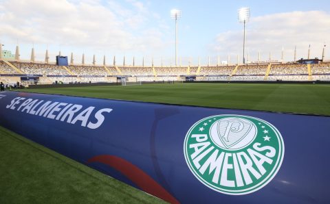 Líder Palmeiras arranca empate diante do Bragantino