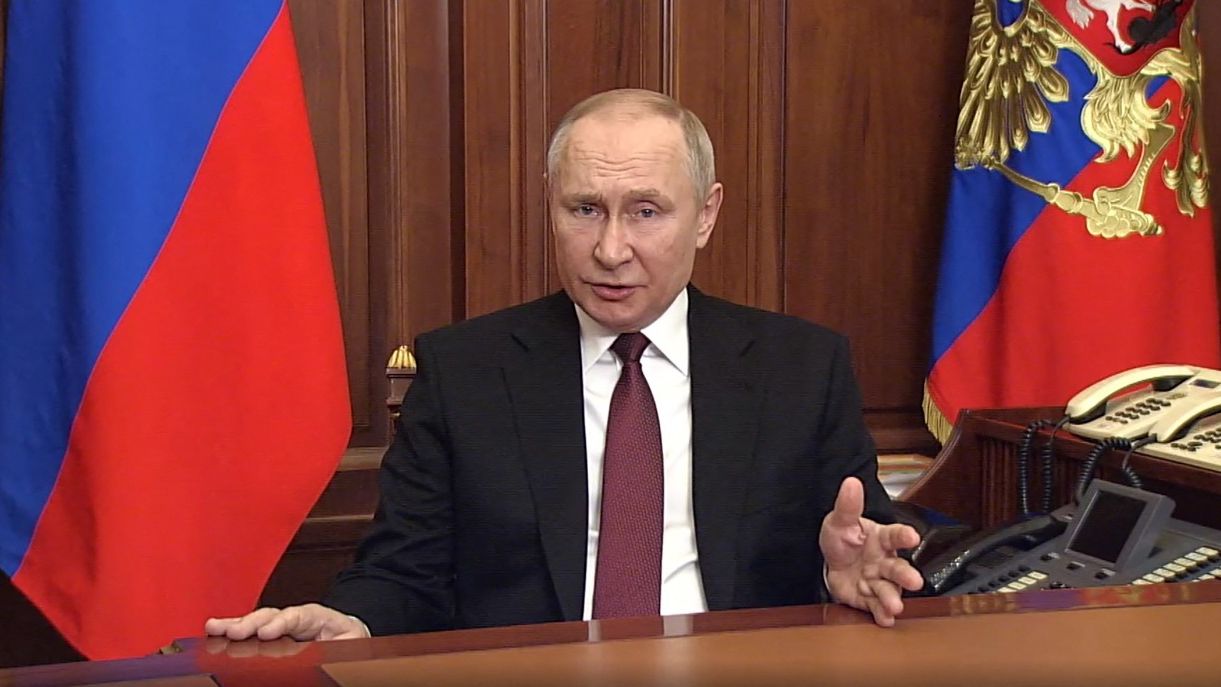 Em discurso, Putin culpa Otan e Ucrânia por guerra