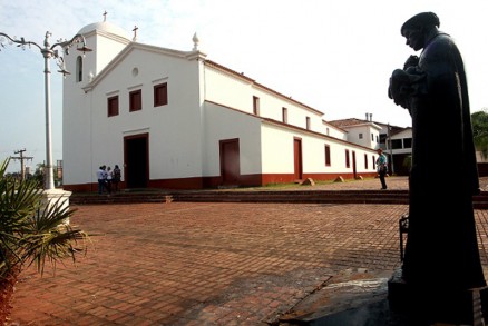 MT:  PATRIMÔNIO EM RISCO:    Igreja de São Benedito completa 300 anos precisando de reforma