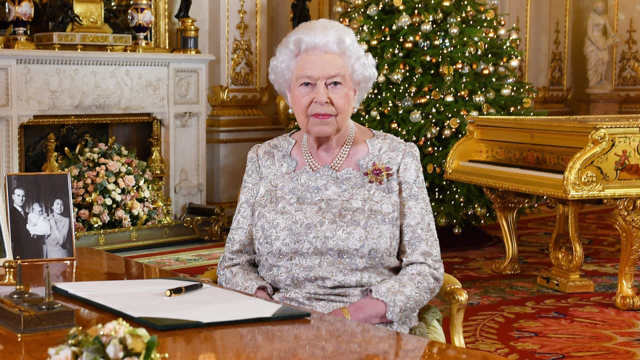 Aos 95 anos, Rainha Elizabeth 2ª celebra seus 70 anos de reinado em privado