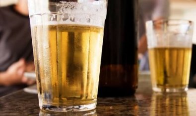 Ladrões tomam cerveja; espancam empresário e roubam restaurante em MT