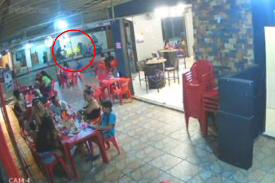 CRIME ENCOMENDADO:  Churrasqueiro é executado em bar com tiros de pistola