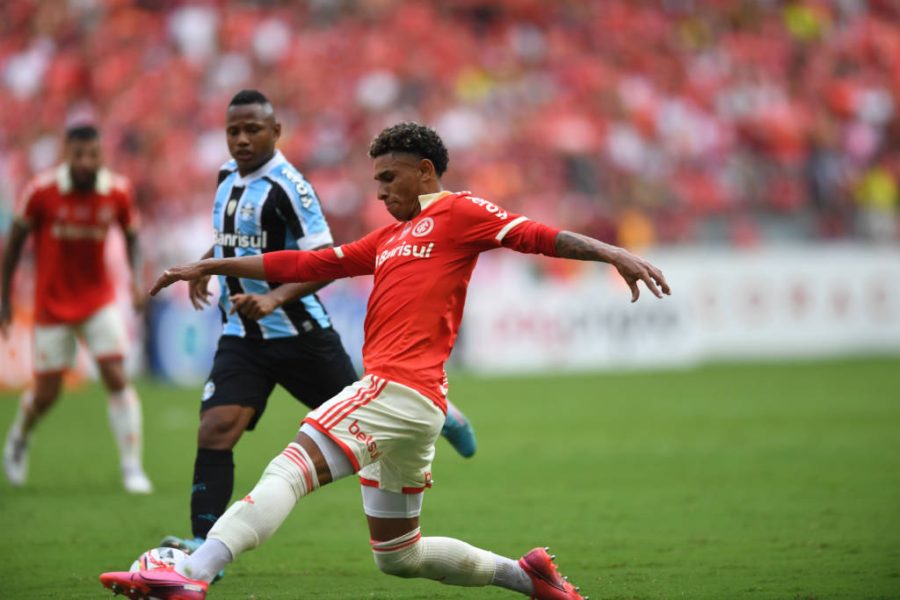 Grêmio recebe Internacional para selar vaga na final do Gaúcho