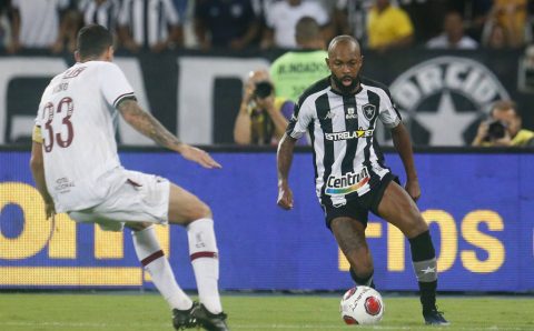 Pineida recebe alta do hospital e gera alívio no Fluminense