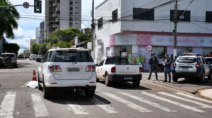 FATALIDADE:  Idoso morre atropelado ao tentar atravessar avenida no Centro de Rondonópolis