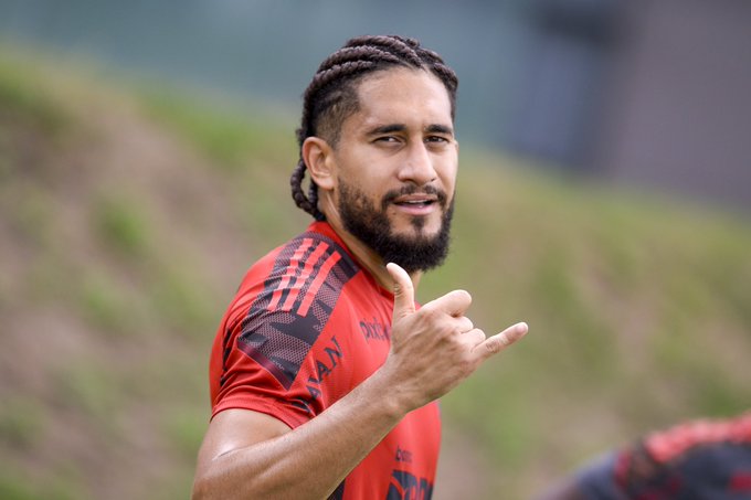 Fluminense e Flamengo duelam no primeiro jogo da final do Campeonato Carioca