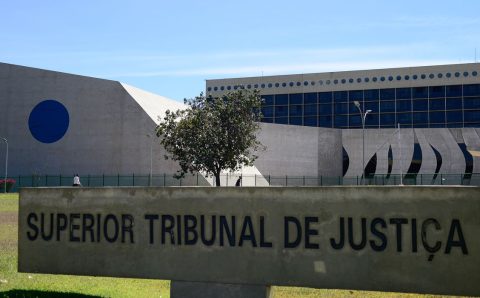 STJ decide que salário pode ser penhorado para pagar dívidas