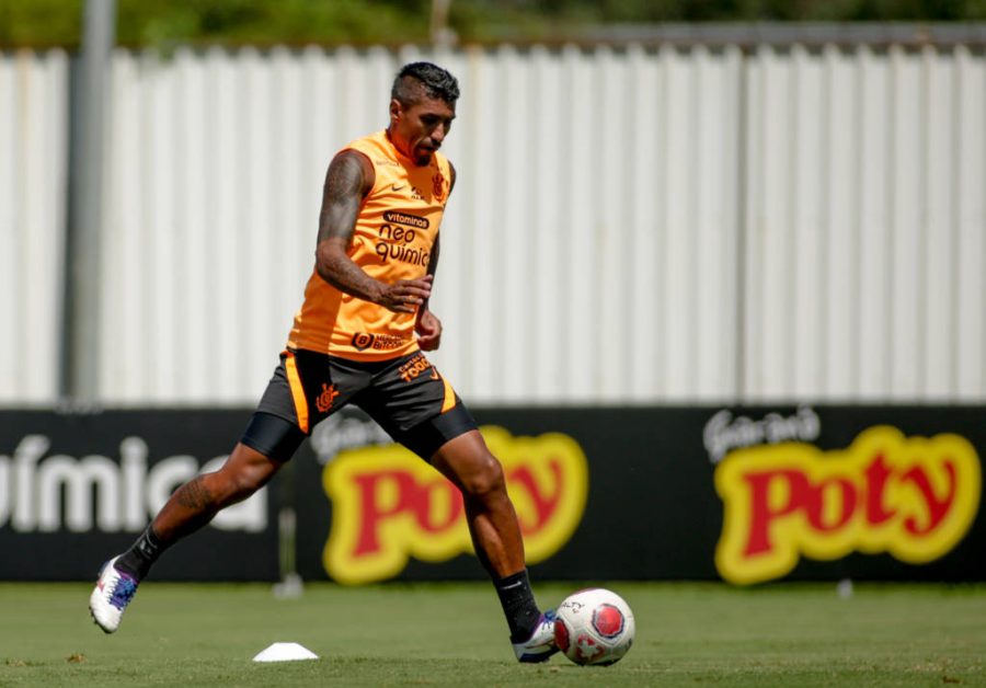 Até resolução de caso, Robson Bambu seguirá suas atividades normalmente no Corinthians
