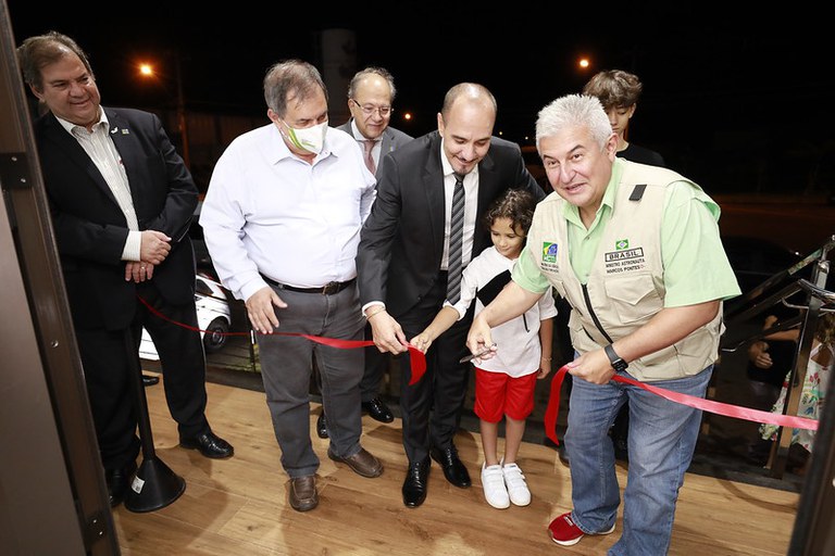 Comitiva do MCTI inaugura centro de desenvolvimento de tecnologias em Ribeirão Preto (SP)