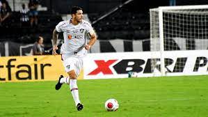 Nino comemora três anos de Fluminense