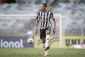 Réver exalta triunfo do Atlético-MG sobre a Caldense e prega humildade no jogo de volta