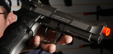 Rapaz é preso por disparos com arma de airsoft na ex e irmã em MT