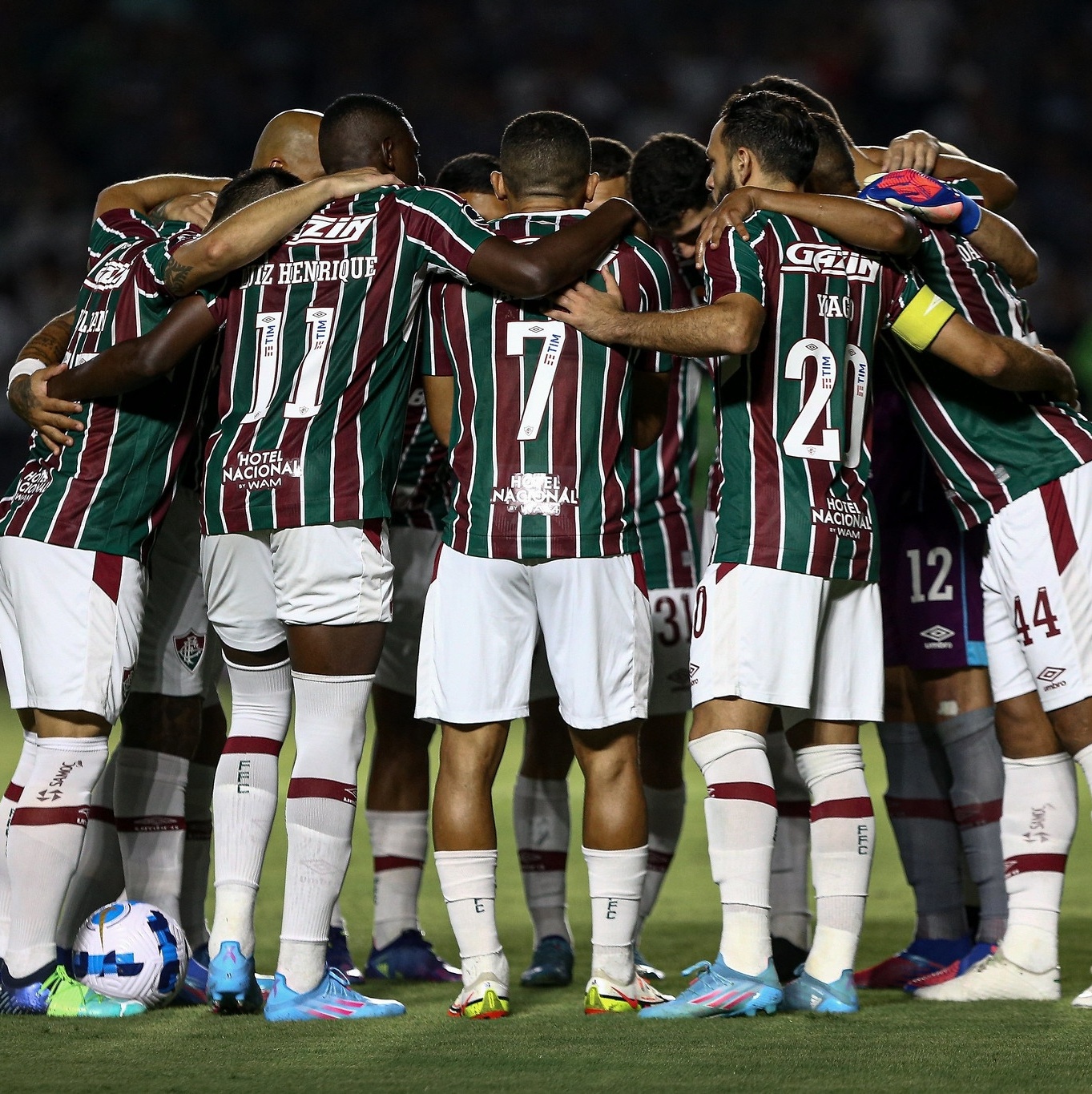 Cano decide e Fluminense parte na frente do Cruzeiro na Copa do Brasil