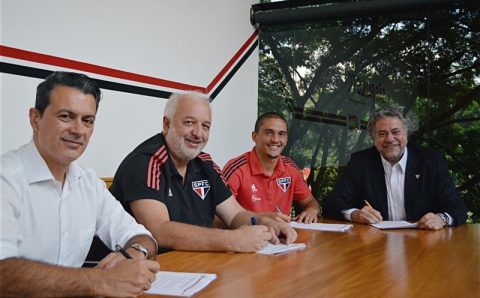 São Paulo anuncia a renovação de contrato com volante Pablo Maia até dezembro de 2024