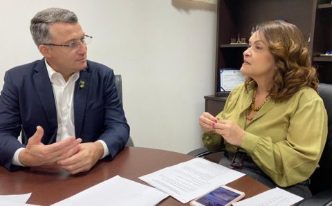 MT: ALMT vota PL de piso salarial aos Cirurgiões-Dentistas