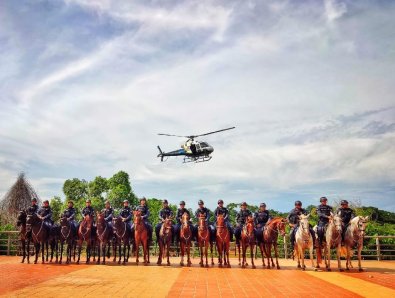 Cavalaria da PM celebra 11º aniversário e finaliza curso de Policiamento Montado