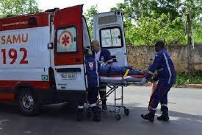 Motociclista é atropelado e arrastado por caminhão na BR-364