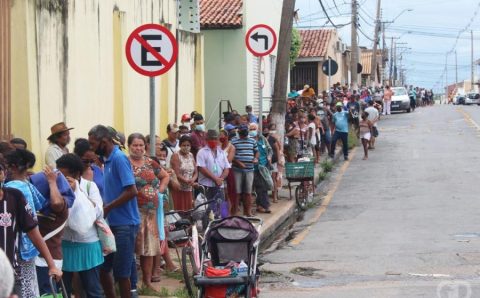 MT: PRATOS VAZIOS:  Fila dos ossinhos e cacique Raoni são temas de escola de samba em SP