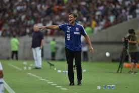 Bustos analisa empate com o Flu e explica mudança tática: “Não temos um time titular definido”