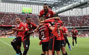 Athletico-PR tem a maior sequência invicta contra o Flamengo desde 2013