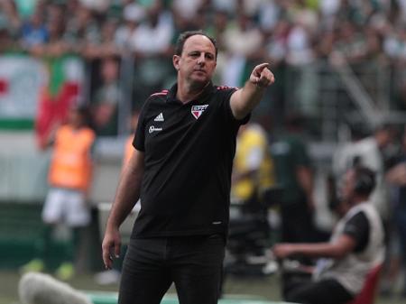 Ceni vibra com vitória após perda do título paulista: “Psicologicamente é importante”