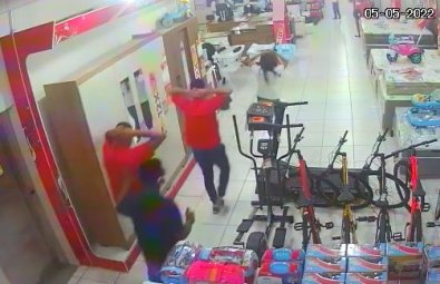 Bandidos assaltam loja de eletrodomésticos no CPA