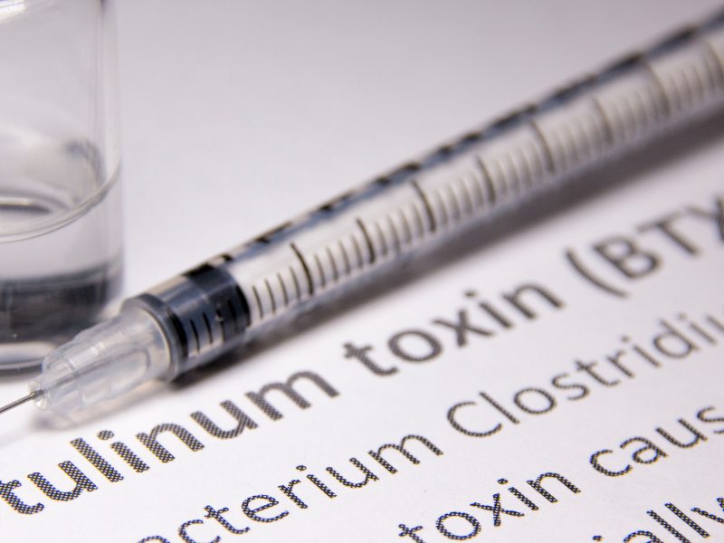 MT:  Procedimento estético orofacial e a odontologia