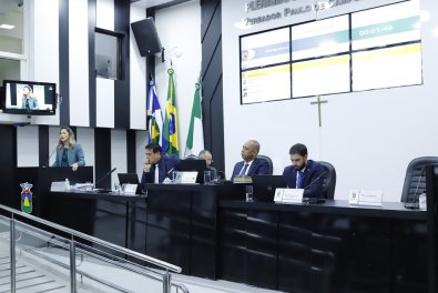 Por 15 a 9, Câmara arquiva pedido para afastar prefeito de Cuiabá